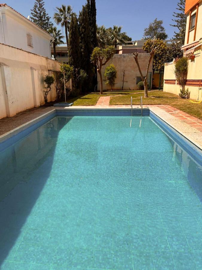 Pedregalejo Playa, Piscina Y Parking Apartment Malaga Bagian luar foto
